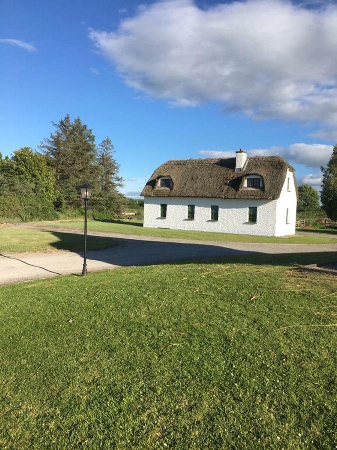 Dunguaire Thatched Cottages Galway Exterior foto